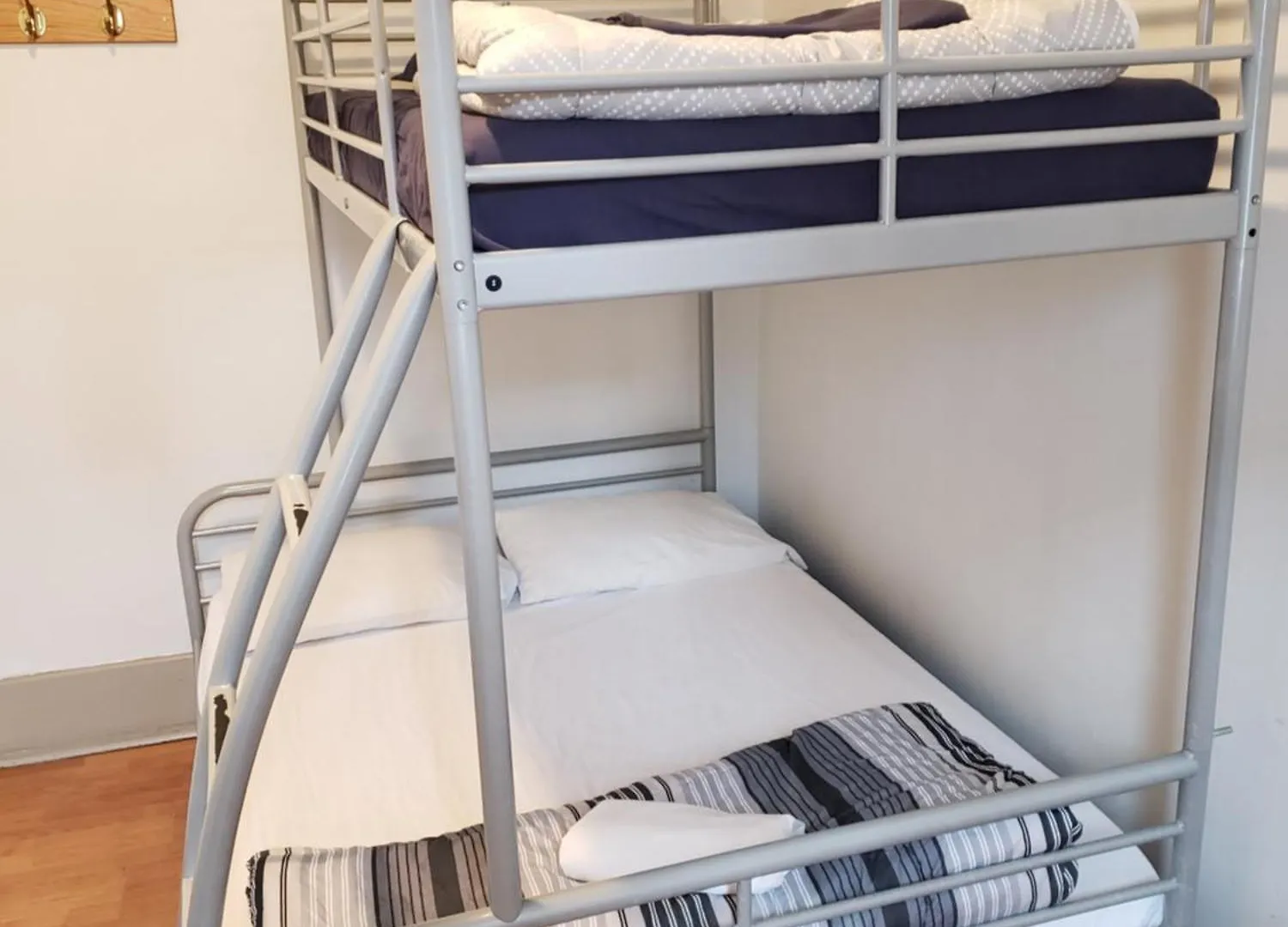 St Clair Hostel Ванкувер